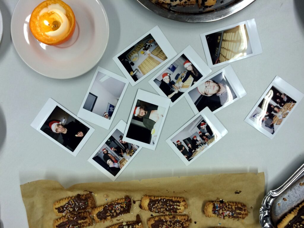LINET Services wird zur Weihnachtsbäckerei - Keksbackaction 2014