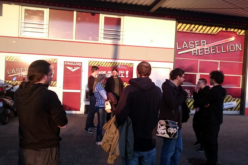 LINET Services Teamabend beim Lasertag in der Laser-Rebellion Braunschweig